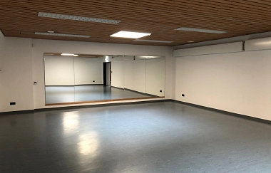 Spiegelraum RS Halle.jpg